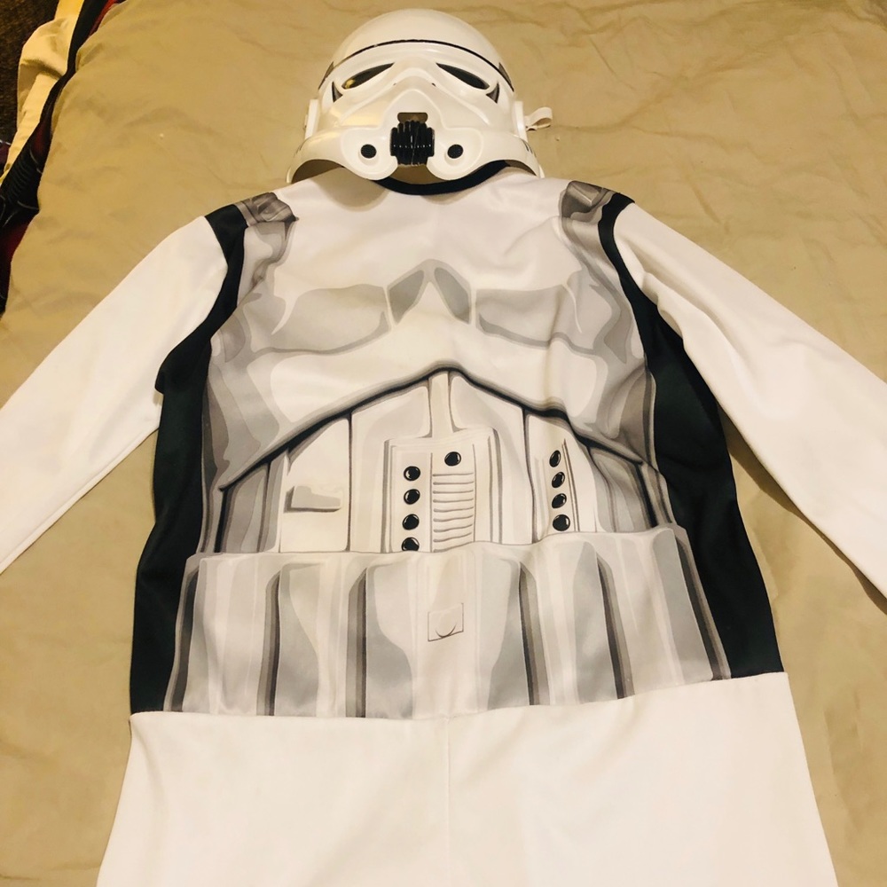 Boys Star Wars Storm Trooper costume